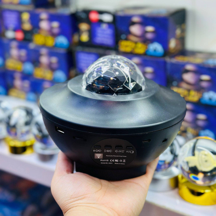 چراغ خواب کهکشانی اسپیکردار بلوتوثی با ریموت کنترل و لیزر RGB