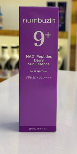 ضد آفتاب نامبوزین شماره ۹ مدل NAD+ Peptides Dewy حجم ۵۰ میلیلیتر SPF50+