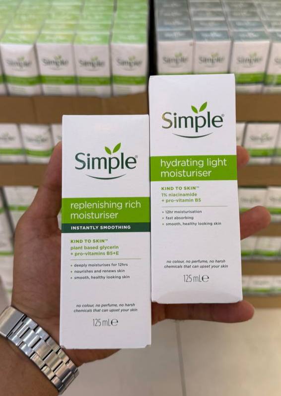 کرم مرطوب‌کننده سیمپل مدل Replenishing Rich و Hydrating Light حجم ۱۲۵ میلی‌لیتر
